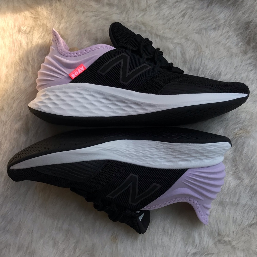 New Balance Fresh Foam Roav Knit shoes